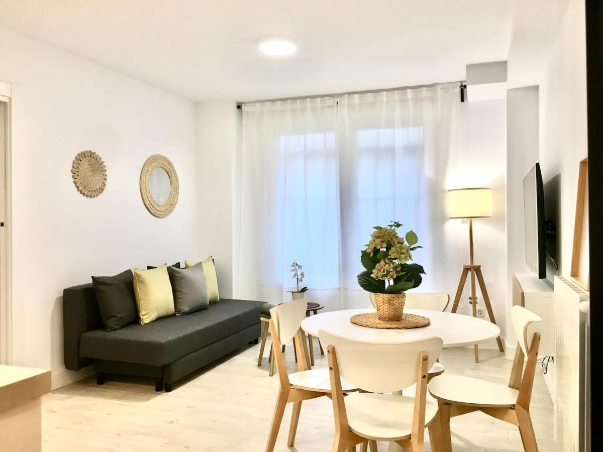 Castro Holidays - Apartamentos Centricos Con Garaje Gratis Castro Urdiales Kültér fotó