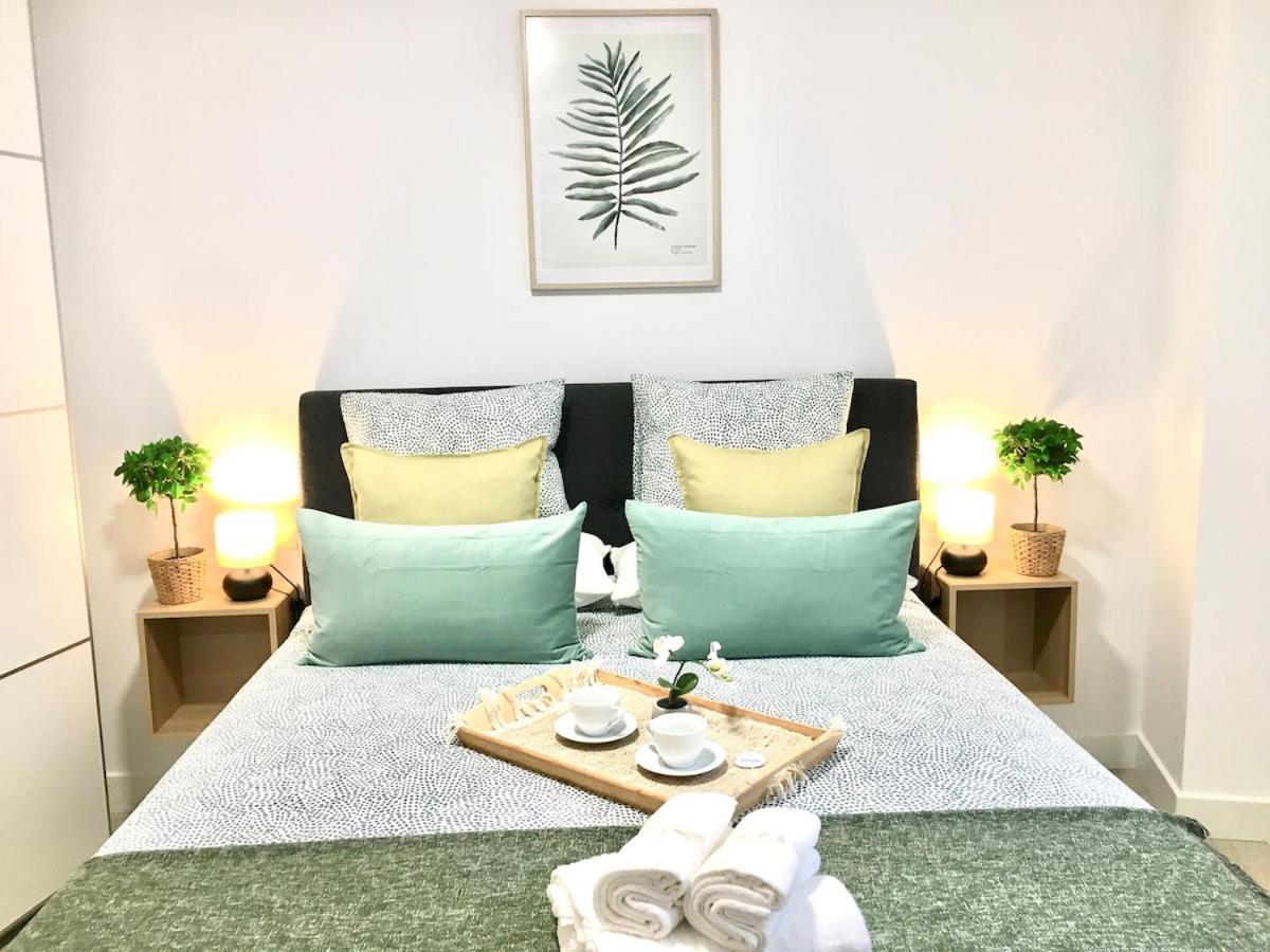 Castro Holidays - Apartamentos Centricos Con Garaje Gratis Castro Urdiales Kültér fotó