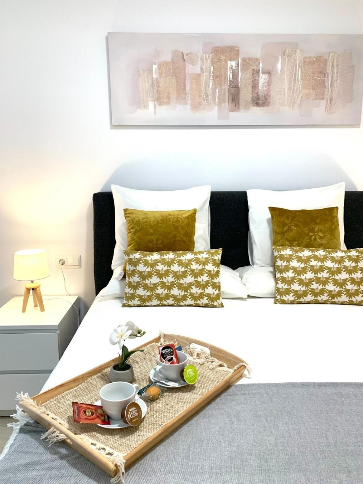 Castro Holidays - Apartamentos Centricos Con Garaje Gratis Castro Urdiales Kültér fotó