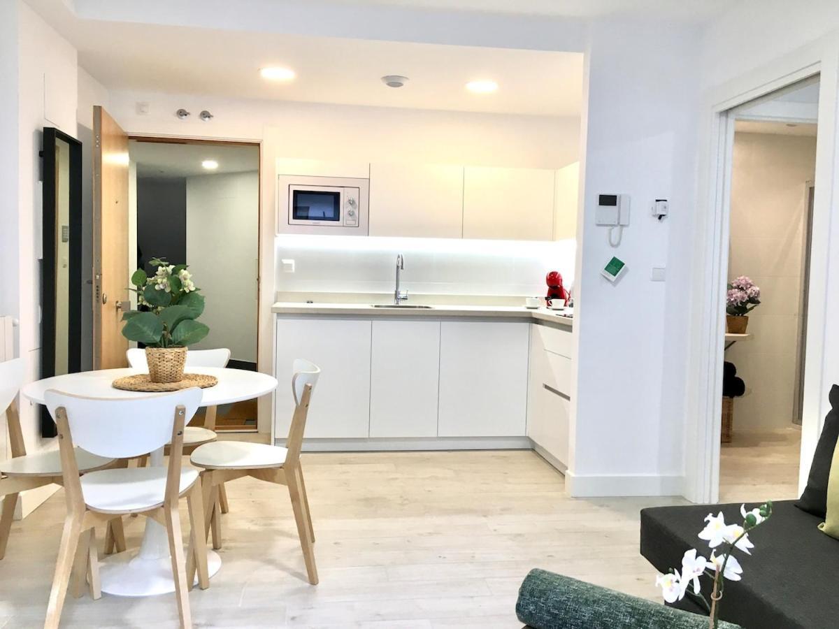 Castro Holidays - Apartamentos Centricos Con Garaje Gratis Castro Urdiales Kültér fotó